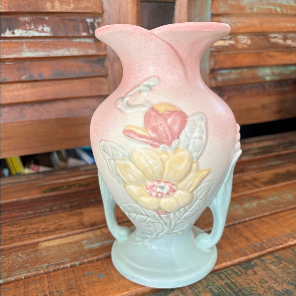 Vintage Hull Vase - Magnolia 2 - height 9”
